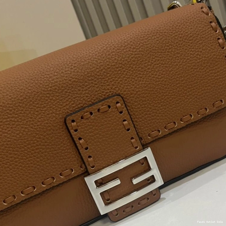 Cheap Romano Baguette Fendi Selleria In Brown Cuoio Leather Medium Bag 0730